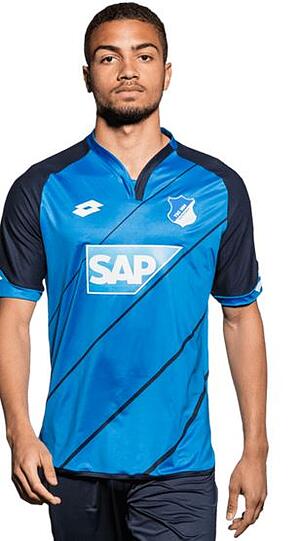Im Kraichgau spielt die TSG Hoffenheim in blau mit schwarzen Diagonalstreifen.