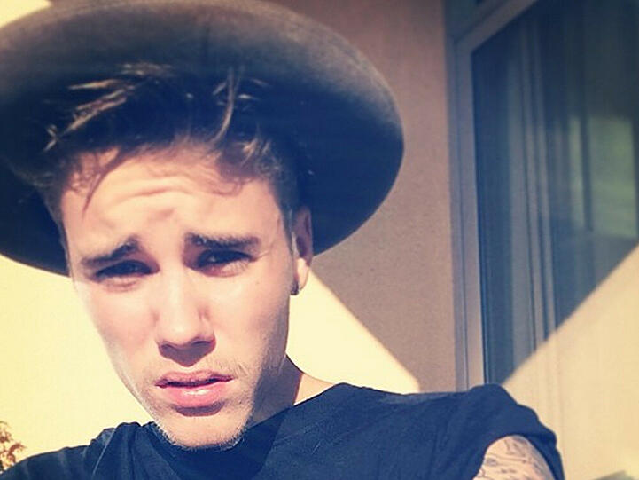 Justin Bieber begrüßt den Tag