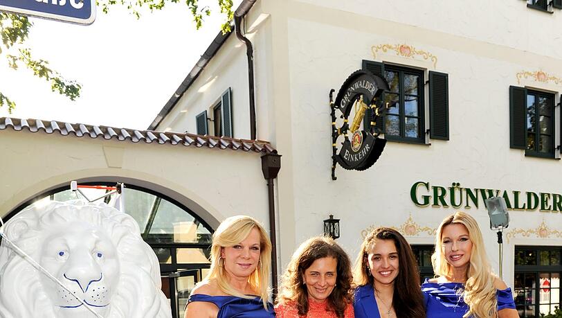 Birgit Fischer-Höper, Arabella Pongratz und Tochter Ramona mit Sabine Piller Birgit Fischer-Höper, Arabella Pongratz und Tochter Ramona mit Sabine Piller