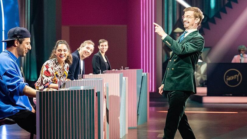 Hatten Fahri Yardim, Nilam Farooq und Olli Schulz (v.l.) eine Chance gegen Joko Winterscheidt (re.)?