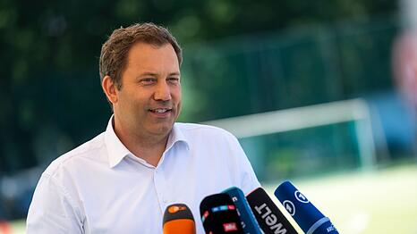 Klingbeil muss f&uuml;r seinen Steuerentwurf viel Kritik einstecken. (Archivbild)