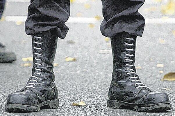 Rund 160 Neonazis sind heute in Wunsiedel aufmarschiert. (Symbolbild)