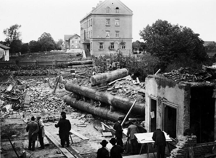 Rumms: 1897 explodierte ein Tank in der Papierfabrik.