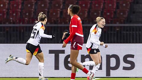 Doppelpack im DFB-Dress: Frankfurts Laura Freigang (r.)