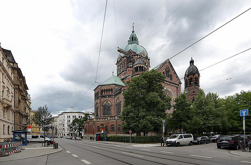 St. Lukas am Mariannenplatz - ein beeindruckender Bau.