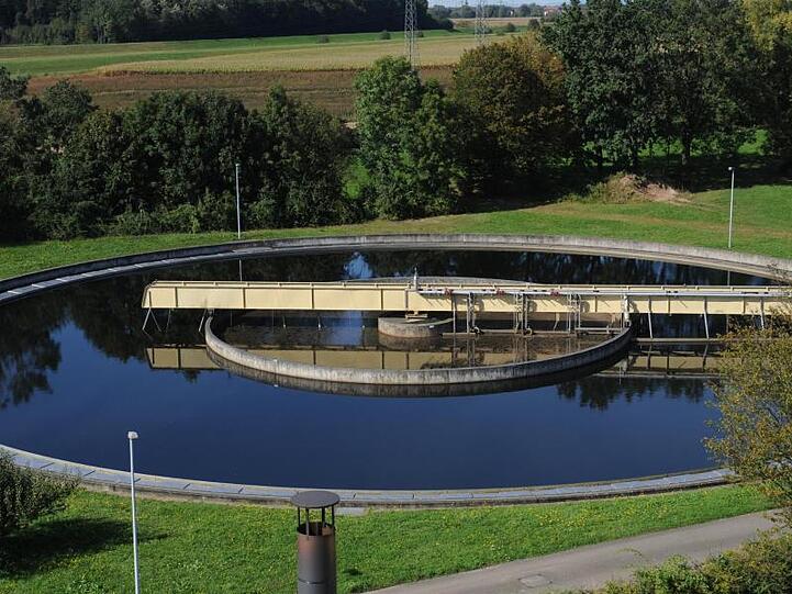 Die Kläranlage des Abwasserzweckverbandes "Raum Offenburg" bei Griesheim. Foto: picture alliance / dpa/Archivbild