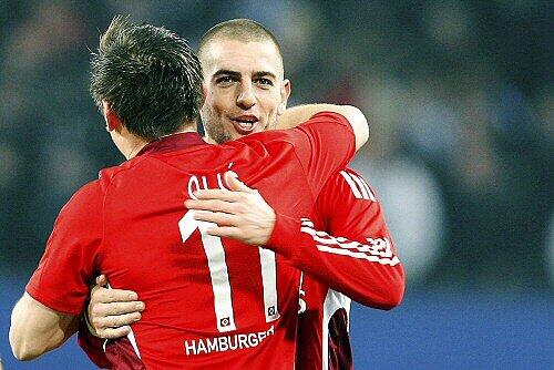 Treffsicher: Ivica Olic (l.) und Mladen Petric vom HSV
