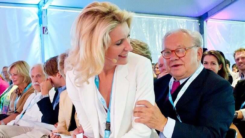 Die Bilder von der Konferenz DLD Women - mit Schauspielerin Maria Furtwängler und ihrem Ehemann
Hubert Burda Die Bilder von der Konferenz DLD Women - mit Schauspielerin Maria Furtwängler und ihrem Ehemann
Hubert Burda