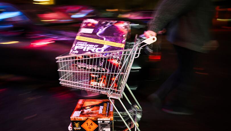 Zum Verkaufsstart gab es vielerorts Warteschlangen.