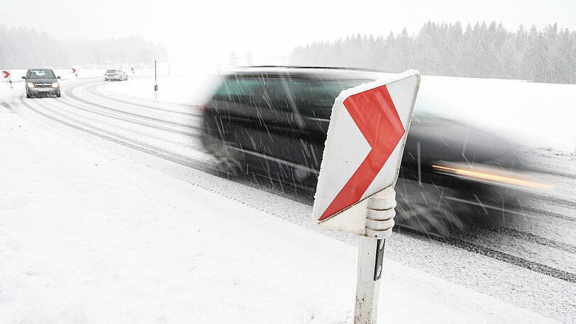 Winterliche Verhältnisse auf Bayerns Straßen.