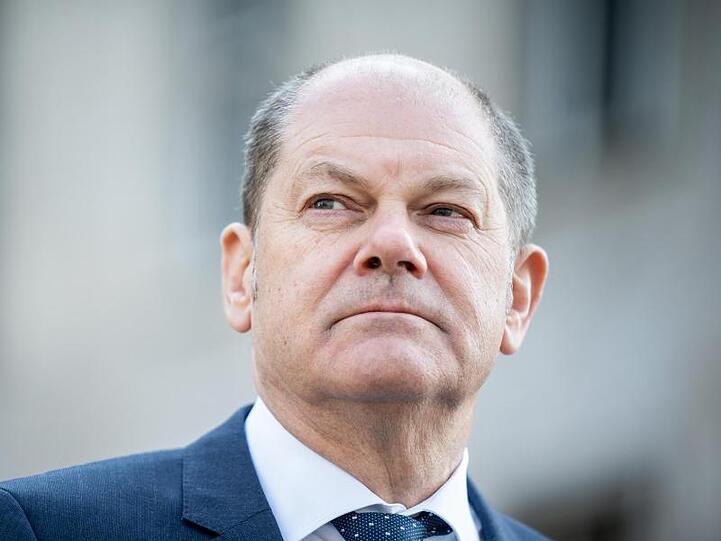 Bundesfinanzminister Olaf Scholz: "Verschaffen den betroffenen Ländern größeren finanziellen Handlungsspielraum, um zum Beispiel in den Gesundheitsschutz ihrer Bevölkerung zu investieren.".