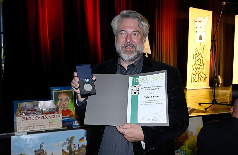 Dieter Fischer ist stolzer Preisträger des Poetentaler