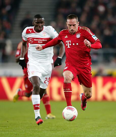 Am 1. Juni kommt es zum Pokalfinale in Berlin. Gegner dort: der VfB Stuttgart. In der Bundesliga konnten sich die Bayern im Hinspiel in der Allianz Arena (6:1), aber auch im Rückspiel (2:0) durchsetzen. Fazit unserer kleinen Pokalreise: Das Triple scheint für die Bayern zum Greifen nahe!