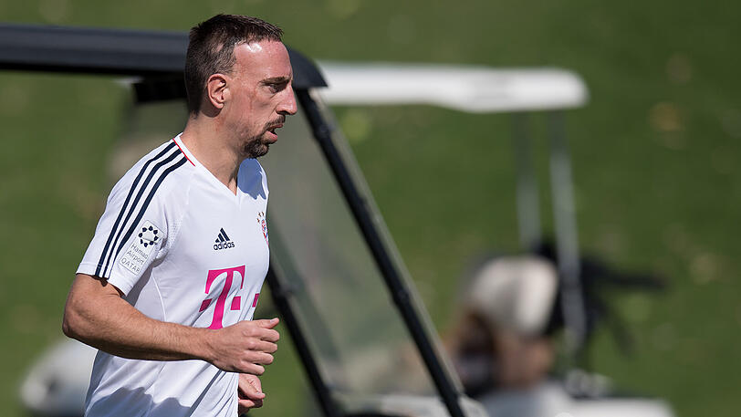 Schwitzen für den großen Triple-Traum: Klicken Sie sich durch die Trainings-Bilder vom Mittwoch.