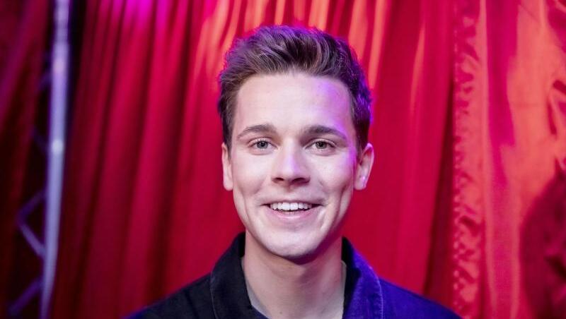 Felix Jaehn mag E-Scooter. Felix Jaehn mag E-Scooter.