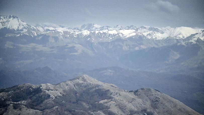 Bei einem Sesselliftunfall in den Bergen Montenegros ist ein Deutscher ums Leben gekommen, seine Ehefrau erlitt Verletzungen. (Archivbild)