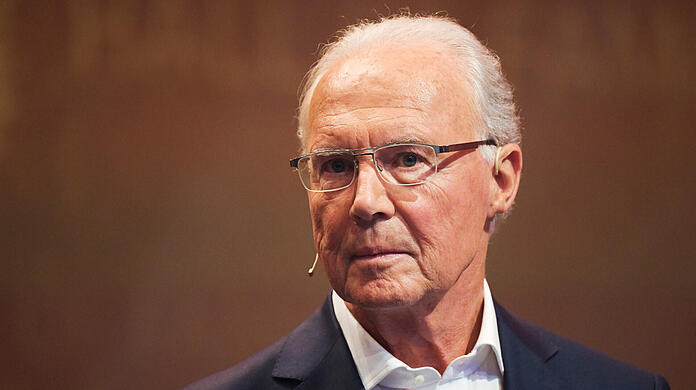 Ehrenpräsident des FC Bayern: Franz Beckenbauer.