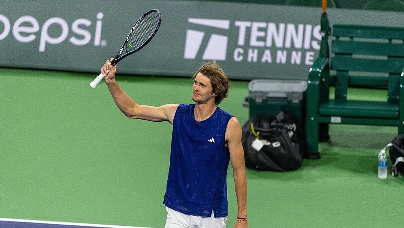 Tennis-Star Alexander Zverev bejubelt seinen Sieg.