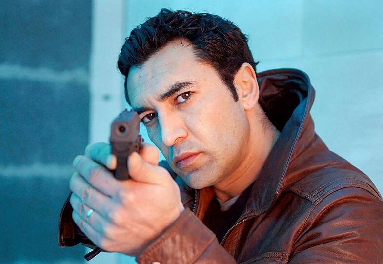 ...die Nachfolge von Mehmet Kurtulus antreten, der zuletzt als verdeckter Ermittler im Hamburger Tatort auf Verbrecherjagd war.