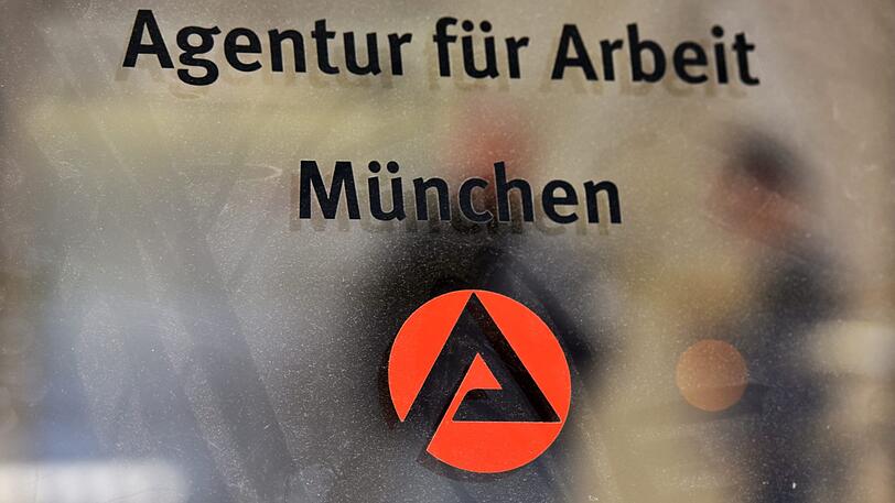 Die Arbeitsagentur beantwortet die wichtigsten Fragen zur Arbeitslosigkeit in Zeiten von Corona.