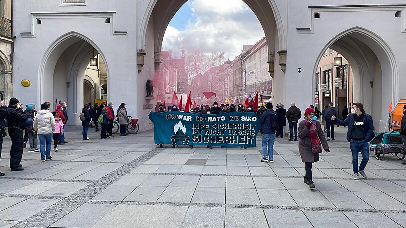 Zur Anti-Siko-Demo des Aktionsbündnisses gegen die Nato-Sicherheitskonferenz sind rund 1.000 Personen angemeldet.