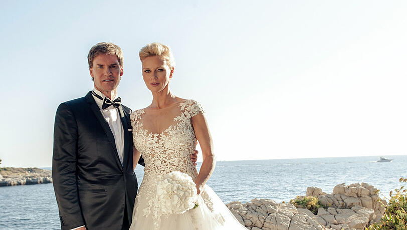 Märchenhochzeit an der Côte d’Azur: Veronica Ferres und Unternehmer Carsten Maschmeyer heiraten nach fünf Jahren am 27. September 2014. Märchenhochzeit an der Côte d’Azur: Veronica Ferres und Unternehmer Carsten Maschmeyer heiraten nach fünf Jahren am 27. September 2014.