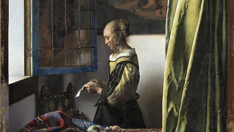 Vermeers "Brieflesendes Mädchen am offenen Fenster" (1658) erhielt den zwischenzeitlich übermalten Cupido an der Wand erst nach der Restaurierung zurück. Vermeers "Brieflesendes Mädchen am offenen Fenster" (1658) erhielt den zwischenzeitlich übermalten Cupido an der Wand erst nach der Restaurierung zurück.