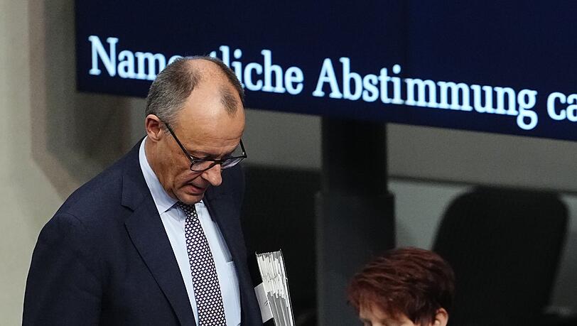 Der Bundestag hat über das Wehrdienstgesetz abgestimmt.