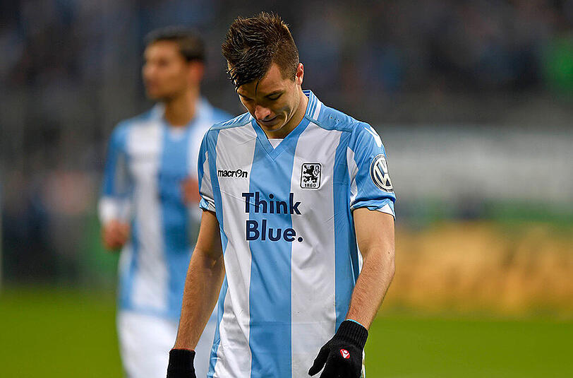 Stefan Mugosa - Note 5: Nach eineinhalb Monaten wieder in der Startelf. Hatte nach einer Claasen-Flanke die 1:0-Führung auf dem Kopf. Vorne mit der ein oder anderen Idee, setzte sie aber allesamt schlecht um.