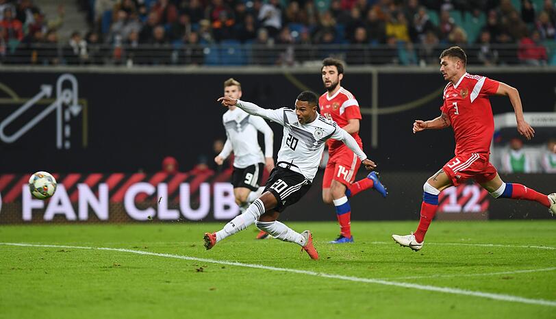 11. Trifft beim höchsten DFB-Sieg 2018 beim 3:0 gegen Russland: Serge Gnabry vom FC Bayern.