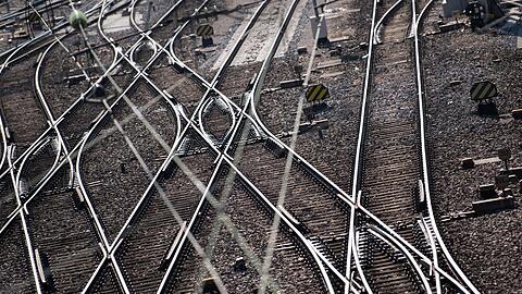 Bei Stellwerksstörungen können Weichen nicht mehr bewegt werden - am Ostbahnhof kommt dies häufiger vor.