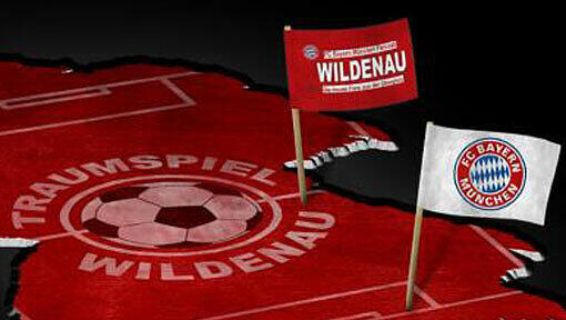29. Juni: Peps erstes Spiel – ein Gaudi-Kick! In Weiden/Oberpfalz spielen die Bayern das „Traumspiel“ gegen den Fanklub Wildenau (18 Uhr). Auf dem Platz stehen dann Spieler der SpVgg Weiden, des SV Etzenricht und der umliegenden Klubs von Wildenau. 11 000 Zuschauer sind dabei – ausverkauft! 29. Juni: Peps erstes Spiel – ein Gaudi-Kick! In Weiden/Oberpfalz spielen die Bayern das „Traumspiel“ gegen den Fanklub Wildenau (18 Uhr). Auf dem Platz stehen dann Spieler der SpVgg Weiden, des SV Etzenricht und der umliegenden Klubs von Wildenau. 11 000 Zuschauer sind dabei – ausverkauft!