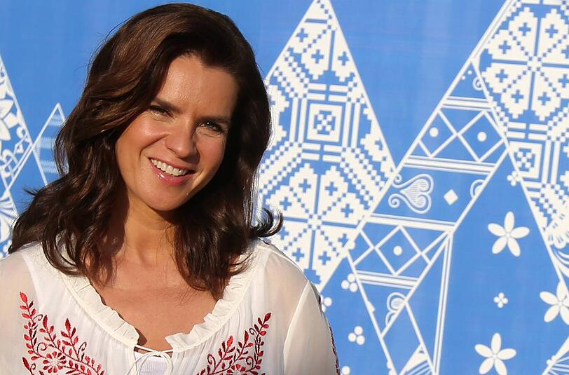 Katarina Witt ist fassungslos über das Urteil der Jury in der Damenkonkurrenz