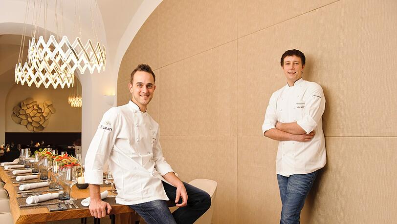 Mike Emmerz (links) und André Wöhner - die Spitzenköche des BNM-Restaurants. Mike Emmerz (links) und André Wöhner - die Spitzenköche des BNM-Restaurants.