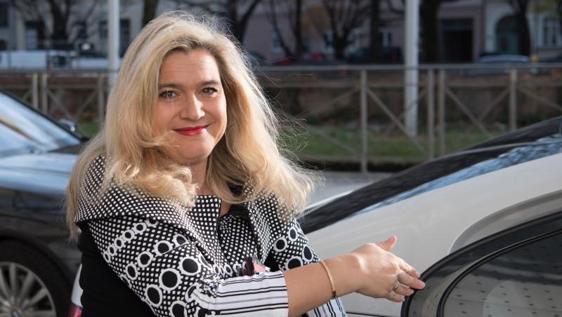 Melanie Huml kommt zu einer Kabinettssitzung in der bayerischen Staatskanzlei. Foto: Sven Hoppe/dpa Melanie Huml kommt zu einer Kabinettssitzung in der bayerischen Staatskanzlei. Foto: Sven Hoppe/dpa