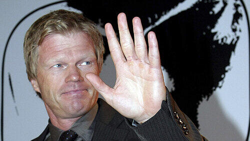 Gibt seinem ehemaligen Boss Kontra: Ex-Kapitän Oliver Kahn. Gibt seinem ehemaligen Boss Kontra: Ex-Kapitän Oliver Kahn.