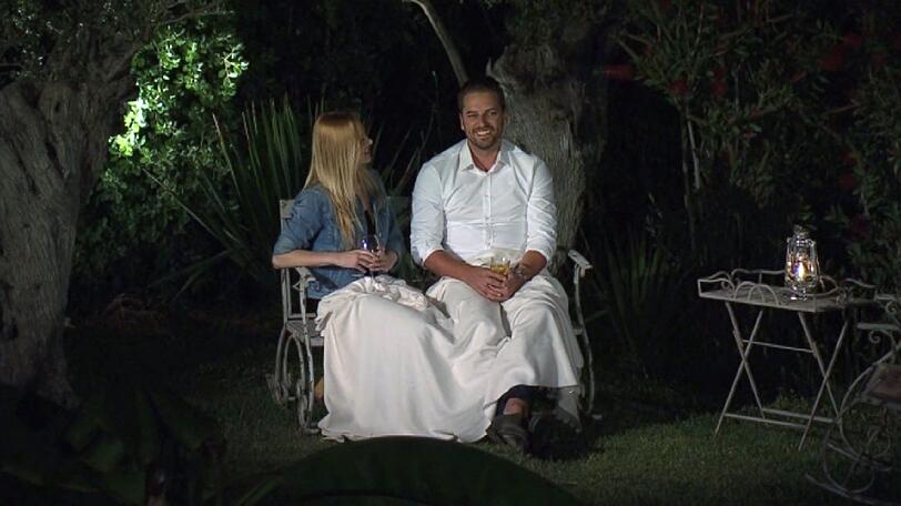 Schwester Sissi im Gespräch mit Andreas.
