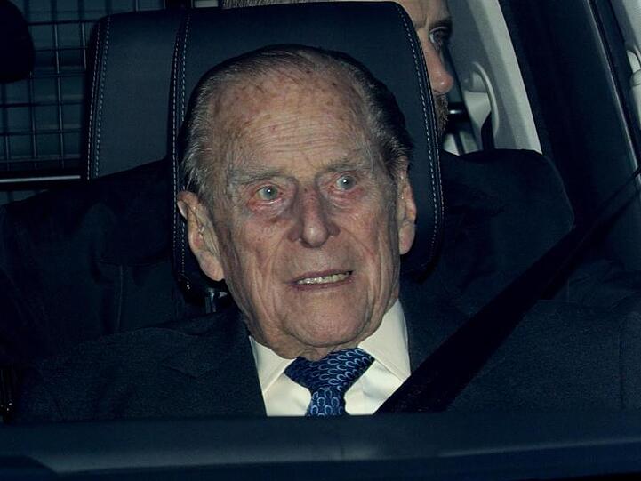 Der Herzog von Edinburgh hat freiwillig seinen Führerschein abgegeben.