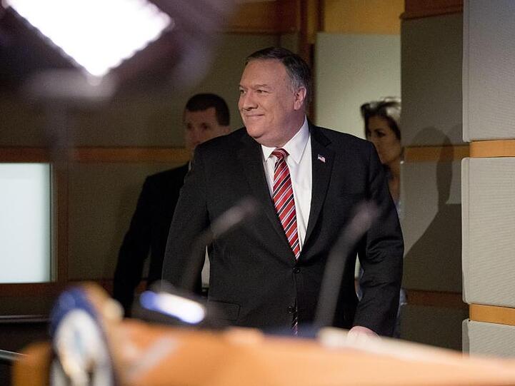 Mike Pompeo, Außenminister der USA, trifft für eine Pressekonferenz ein.