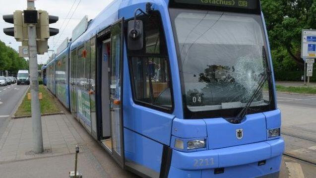 Diese Tram erfasste eine 15-jährige Schülerin.