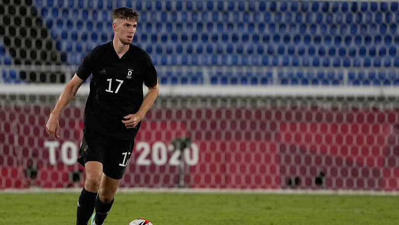 Anton Stach bei Olympia in Tokio - hier im Gruppenspiel der DFB-Elf gegen Brasilien.