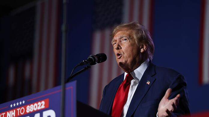 Ex-US-Präsident Donald Trump liegt in allen Umfragen der Republikaner klar vorne.