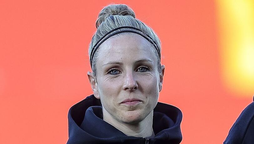 Svenja Huth erwartet im September gemeinsam mit ihrer Ehefrau Laura den ersten Nachwuchs.