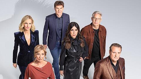 Janna Ensthaler (v.l.), Dagmar W&ouml;hrl, Carsten Maschmeyer, Judith Williams, Frank Thelen und Ralf D&uuml;mmel sind die Investoren der 19. Staffel "Die H&ouml;hle der L&ouml;wen", die am 23. Februar bei VOX startet.