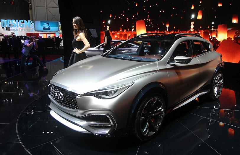 Studie mit Perspektive: Der QX30 von Infiniti soll Anfang 2016 in Serie gehen. Die Technik unter dem SUV-Kleid übernehmen die Japaner aus dem Mercedes GLA.