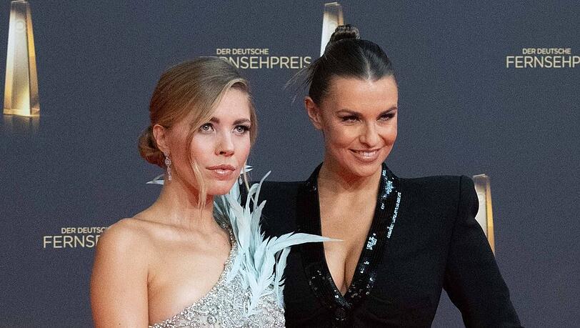 Laura Wontorra (r.) übernimmt für Victoria Swarovski bei "Let's Dance". Laura Wontorra (r.) übernimmt für Victoria Swarovski bei "Let's Dance".