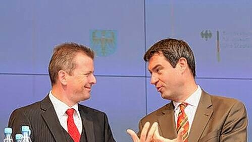 Leitfiguren beim Rathaus-Zoff zwischen SPD und CSU: OB Ulrich Maly (l.) und CSU-Chef Markus Söder. Leitfiguren beim Rathaus-Zoff zwischen SPD und CSU: OB Ulrich Maly (l.) und CSU-Chef Markus Söder.