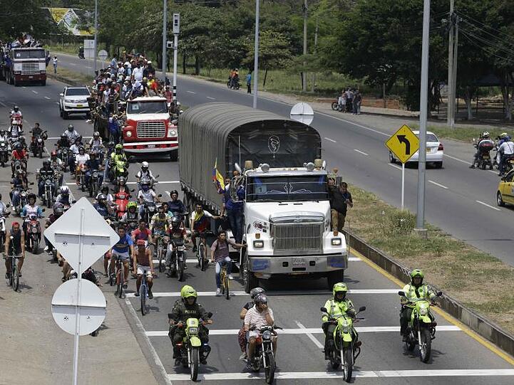 Der trotz der Ablehnung des venezolanischen Präsidenten von den USA bereitgestellte Transport soll etwa 200 Tonnen Material nach Venezuela bringen.