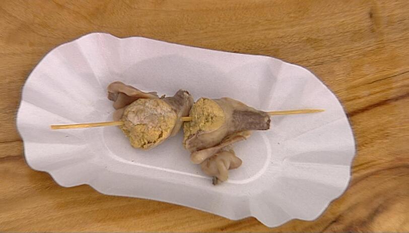 &bdquo;Schaschlik&ldquo; - Vagina vom Buschschwein.