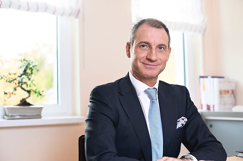 Bye, bye Cellulite - Experte Dr. Markus Klöppel verrät im Live-Webinar, wie&lsquo;s geht.